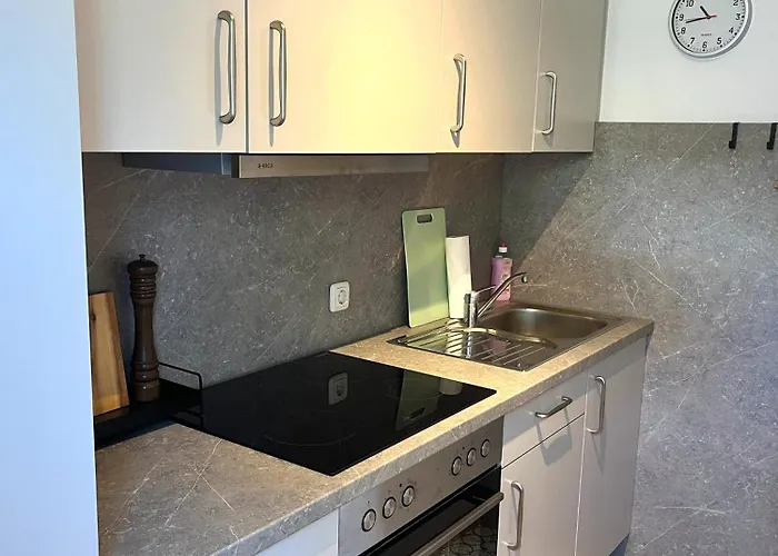 Wanderglueck Latrop Апартаменты *